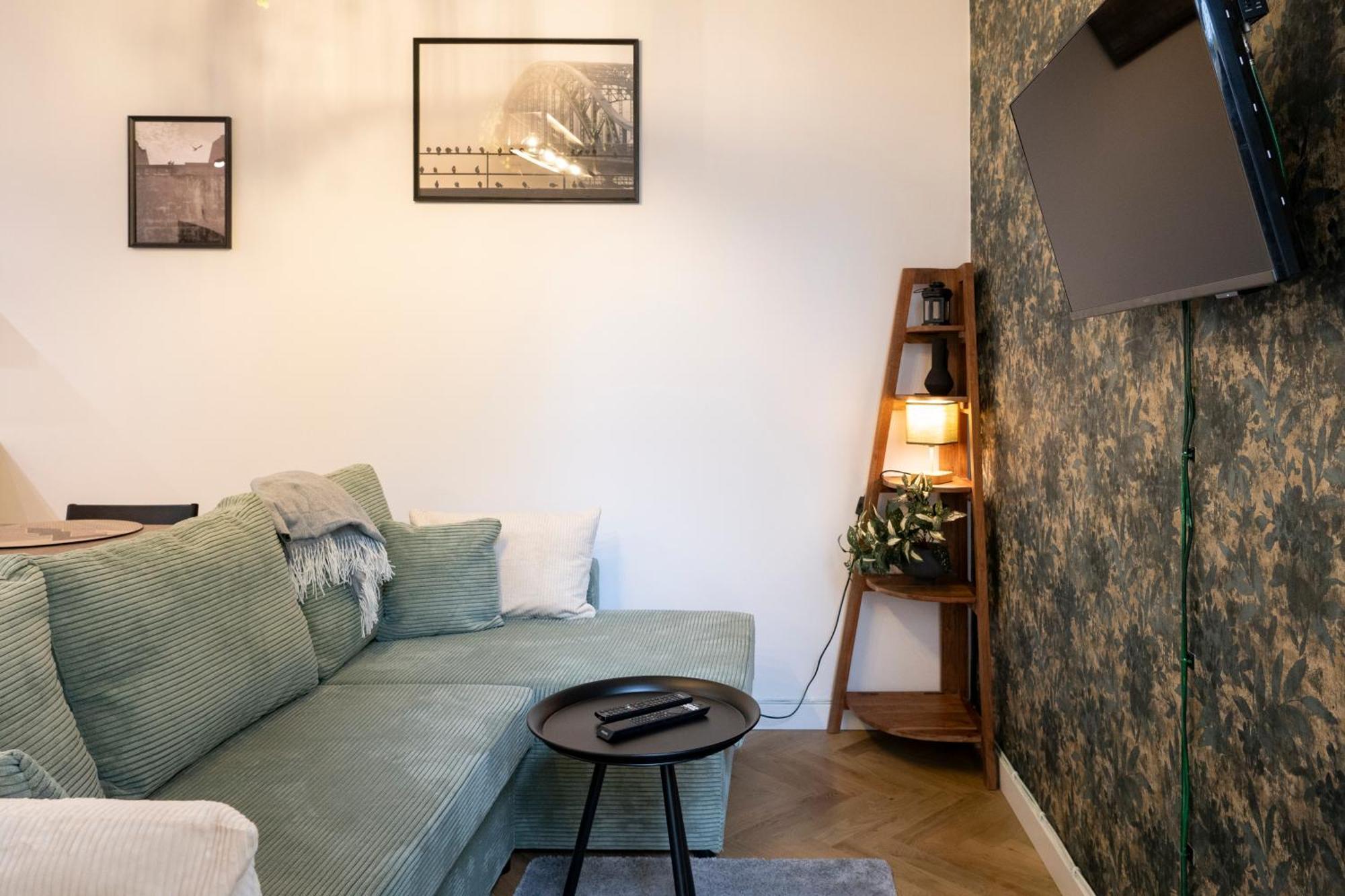 Tyzenhauz Apartments Siemiradzkiego Street Kraków Exteriör bild